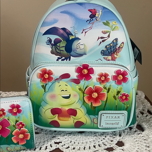 Loungefly Pixar Bugs Life 2Pc Set Bag & Wallet NEW - Picture 3 of 5